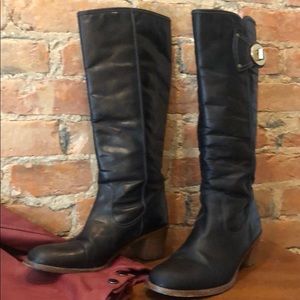 Vintage Black Coach Boots 8.5 with heel